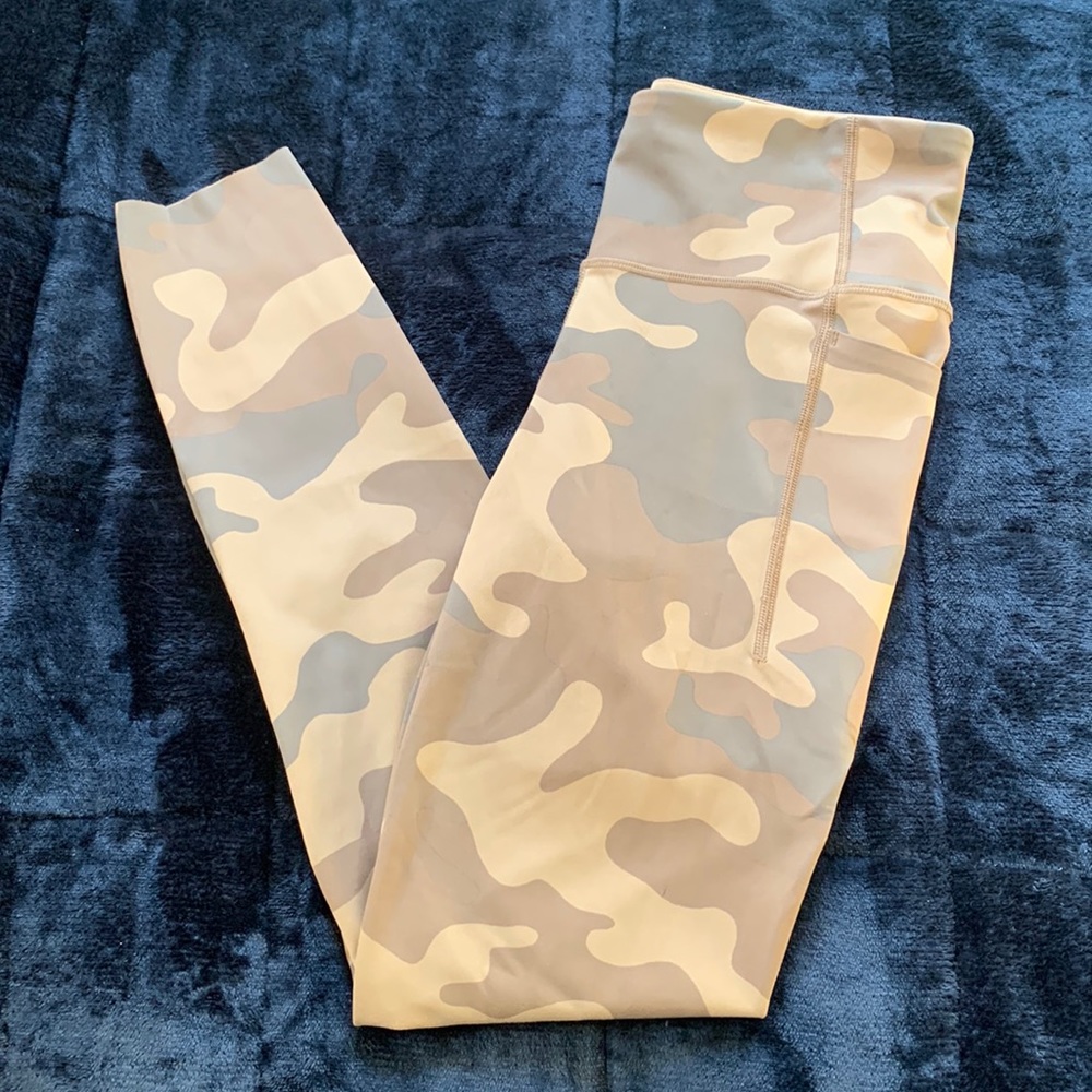 Gap fit leggings